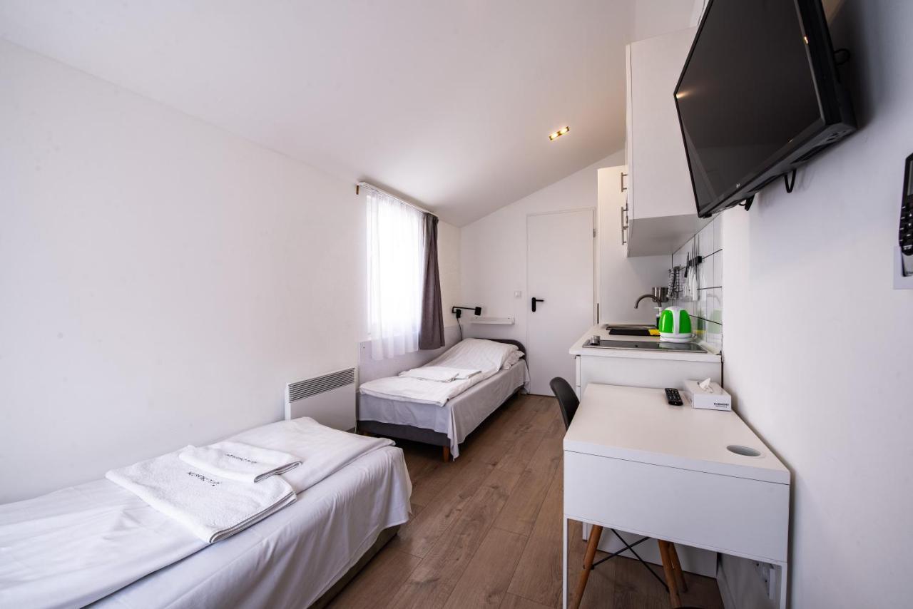 Chesscom Apartments Budapest Esterno foto